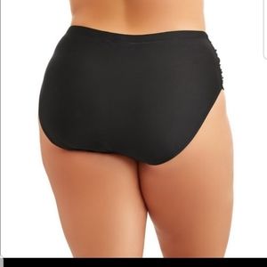 Plus Size Terra & Sky